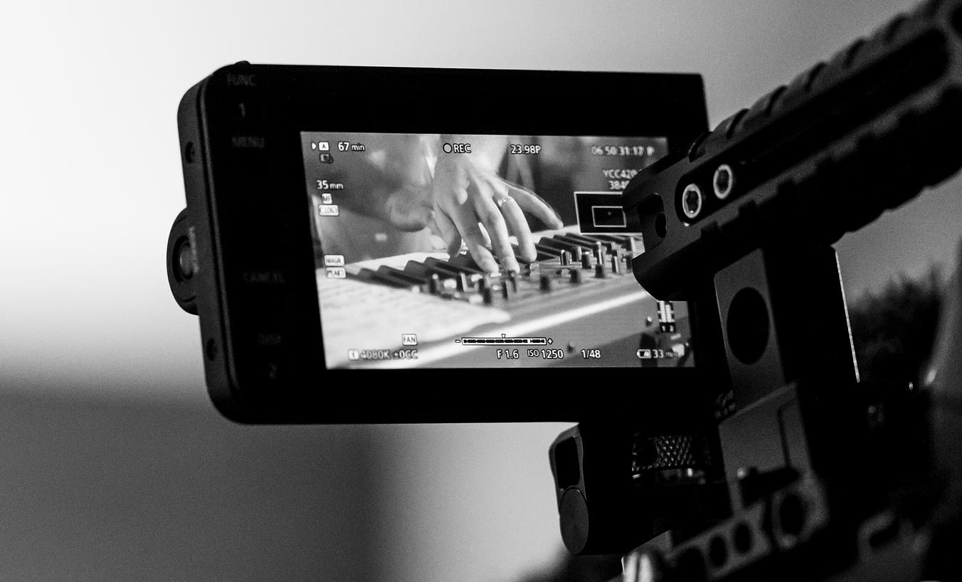 Уроки, ликбезы, лайфхаки — полезные YouTube-каналы для музыкантов