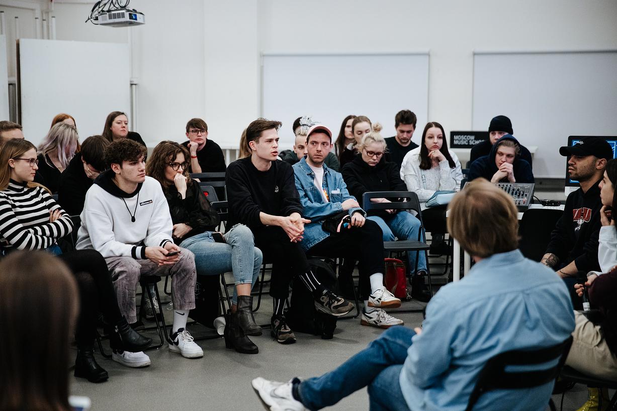 Главные проблемы музыки в России: что волнует музыкальных менеджеров