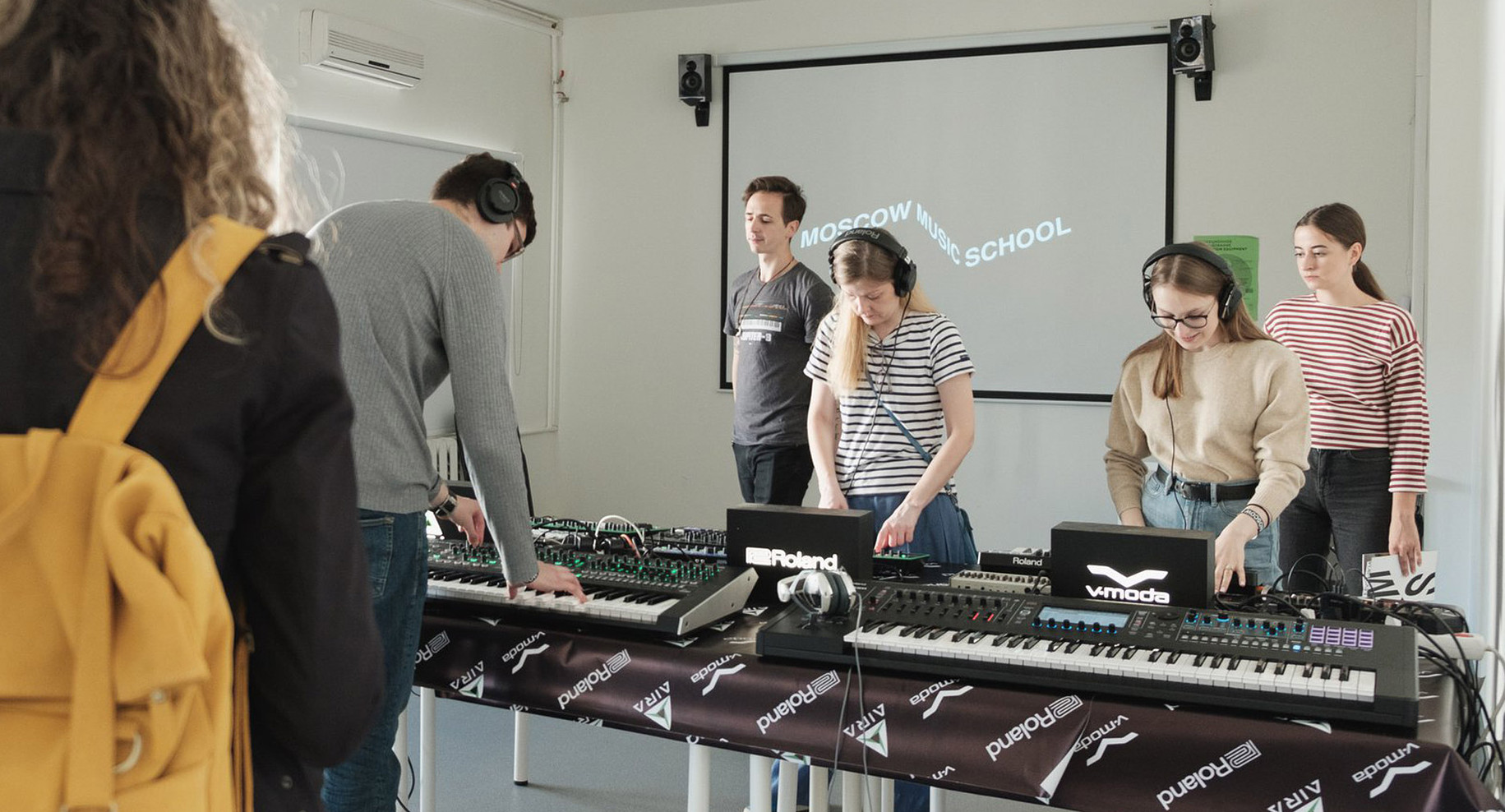 «Нужно искать место, где теплится передовая мысль». Музыкальное образование в России прямо сейчас