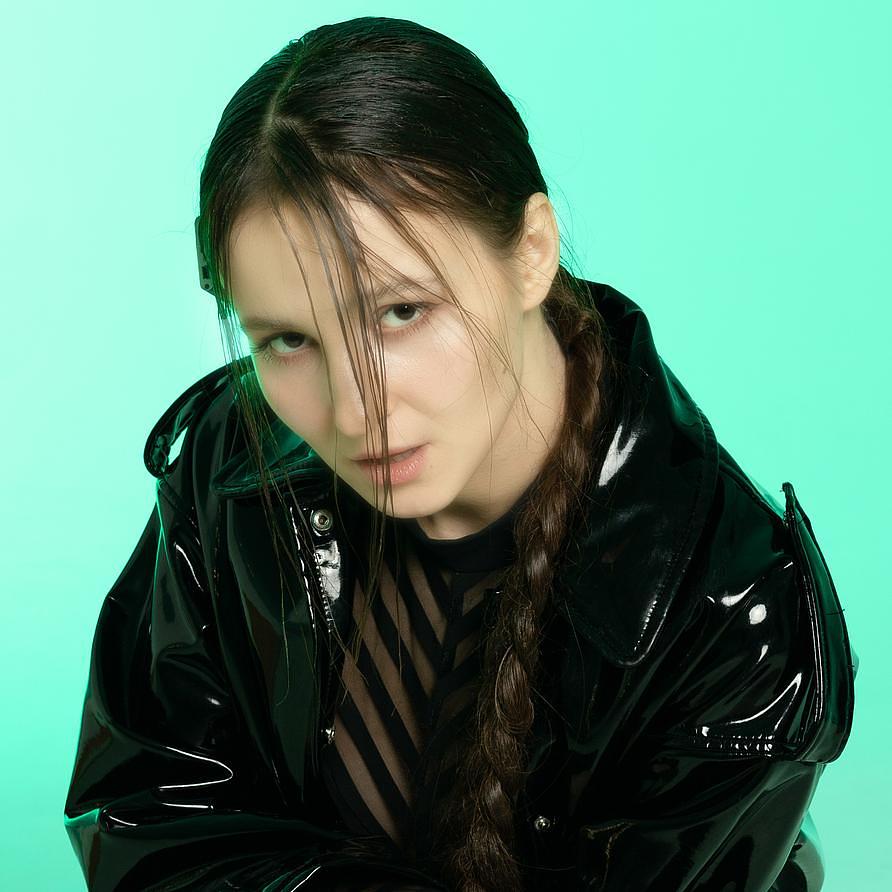 Сериал про индустрию, книга о жанрах и канал с разборами артистов: 5 источников от Gilza